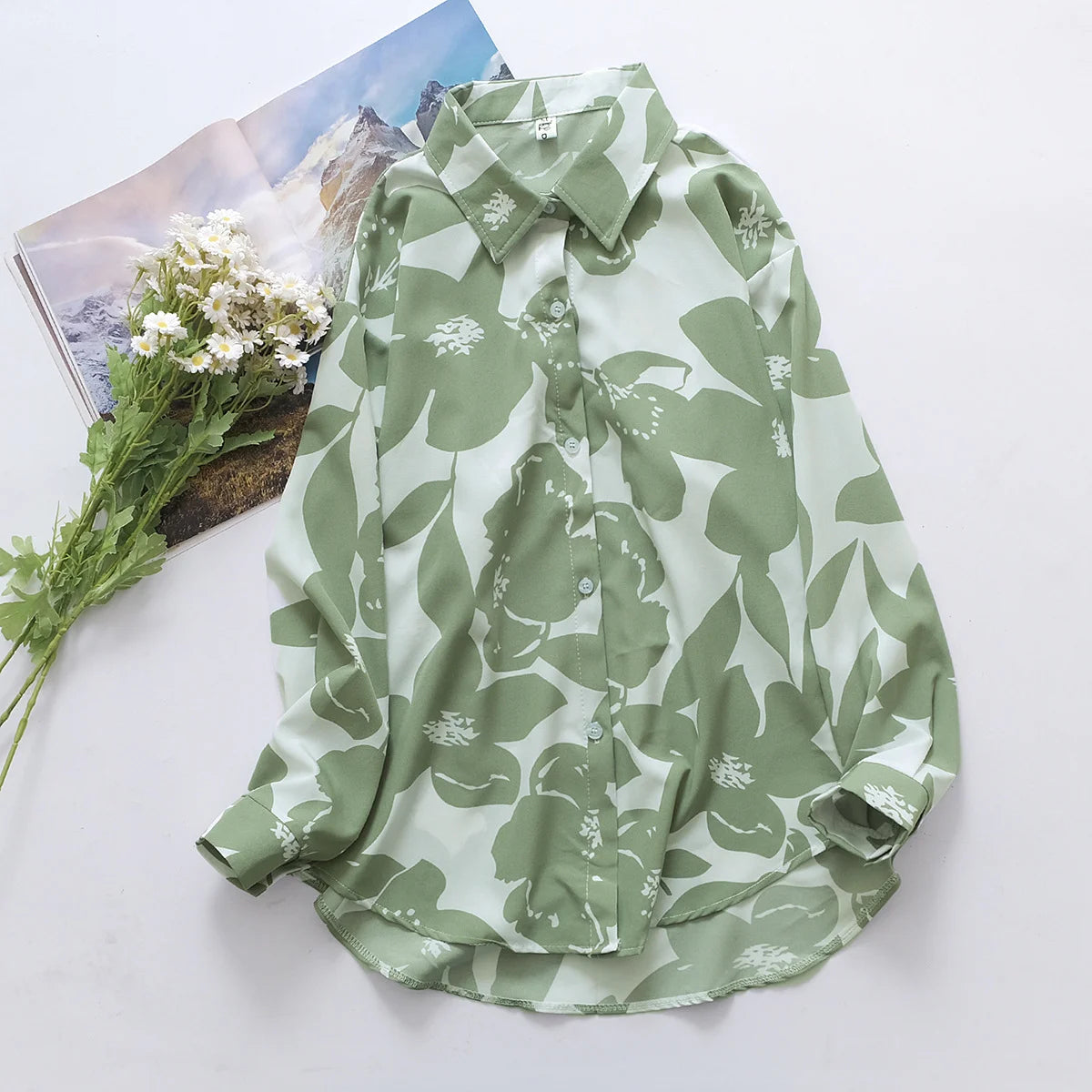 Women's Good Quality Green Pattern Long-Sleeved Shirts Turn Collar Vintage Floral Pattern Button Loose Lapel Long Sleeve Spring